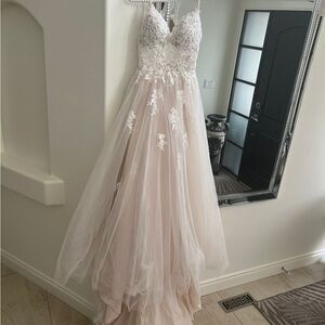 Elegant Wedding Gown